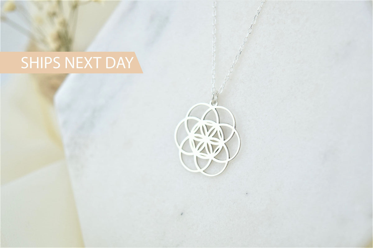 Flower of Life Necklace, Gifts for Her, Mom Jewelry, Flower of Life Pendant, Seed of Life Necklace, Life Flower, Everyday Necklace Silver