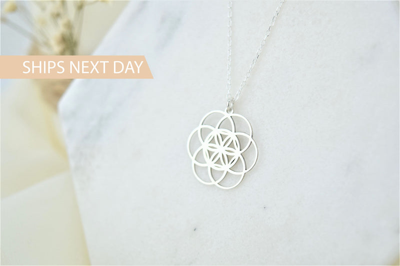Flower of Life Necklace, Gifts for Her, Mom Jewelry, Flower of Life Pendant, Seed of Life Necklace, Life Flower, Everyday Necklace Silver