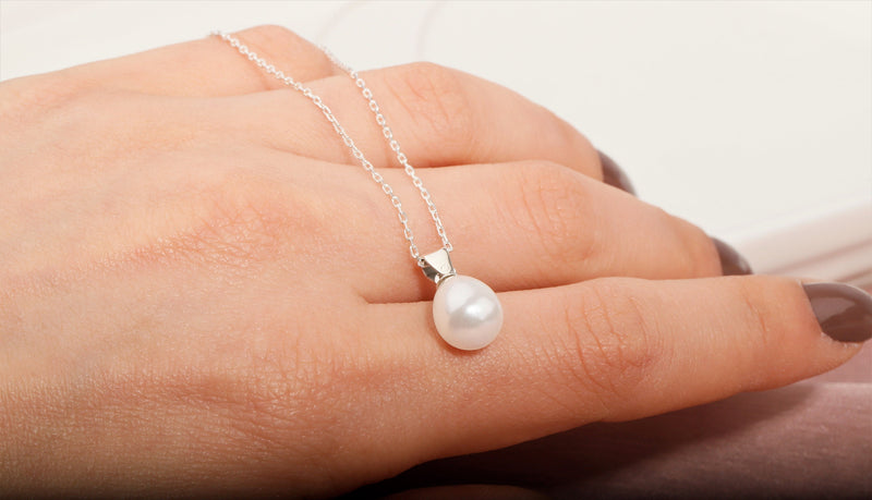 14k Gold Freshwater Pearl Necklace, Dainty Pearl Jewelry, Wedding Jewelry | Cute Gold Pearl, Handmade Bridesmaid Gifts by NecklaceDreamWorld