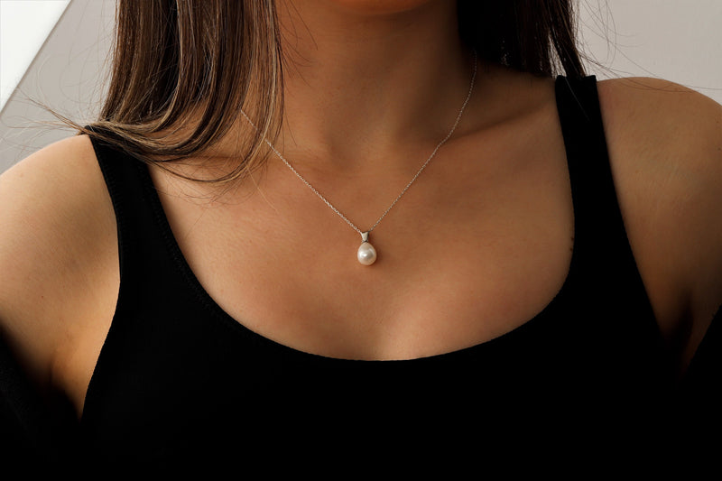 14k Gold Freshwater Pearl Necklace, Dainty Pearl Jewelry, Wedding Jewelry | Cute Gold Pearl, Handmade Bridesmaid Gifts by NecklaceDreamWorld